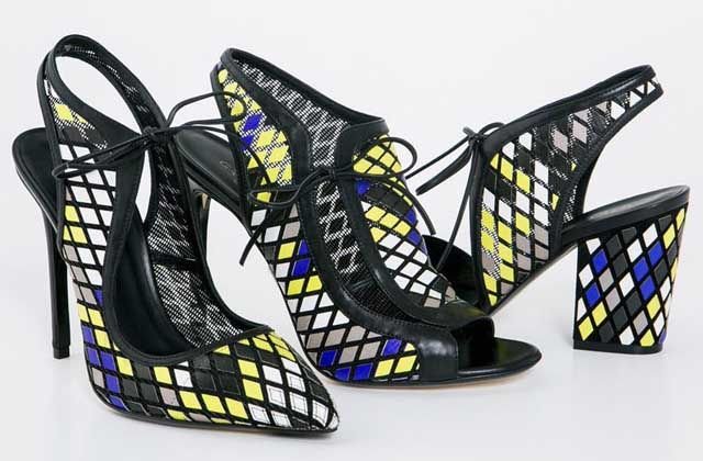 Zapatos de Greymer que reflejan el mundo virtual