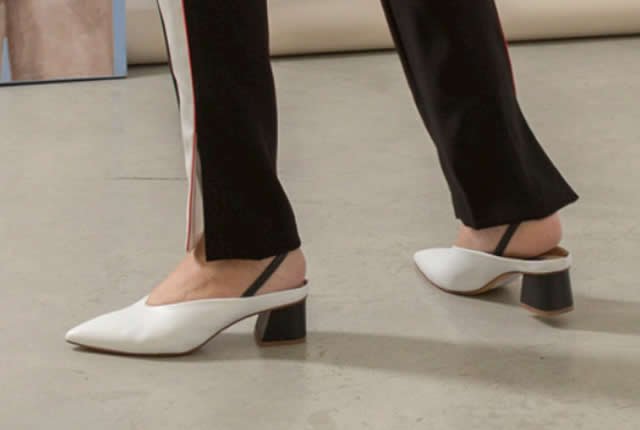 Estilo femenino y elegante en zapatos de Fabio Rusconi