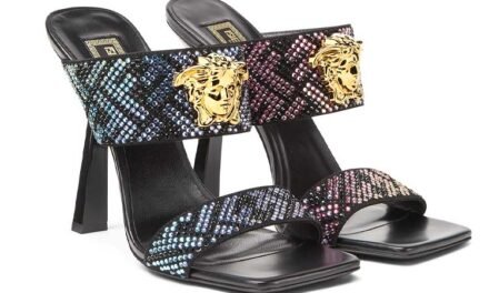 Zapatos y bolsos de la colección Fendace (Fendi X Versace) lanzados en tiendas Pop-up
