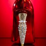 ￼Lujo ostentoso en tacones Lipstrass de Christian Louboutin