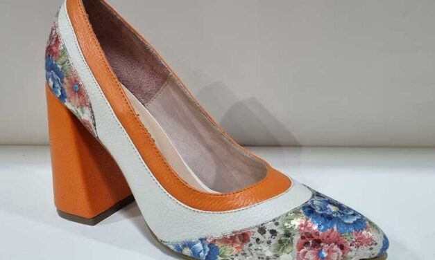 Colores intensos y tacones en colección de zapatos de Silvia Tavera